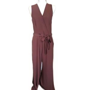 5/$55 - Monteau Los Angeles dusty rose crepe poly/spandex sleeveless jumpsuit L